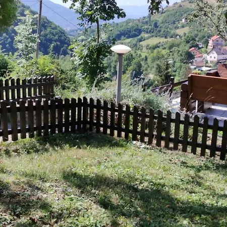 Farah House Holiday home *